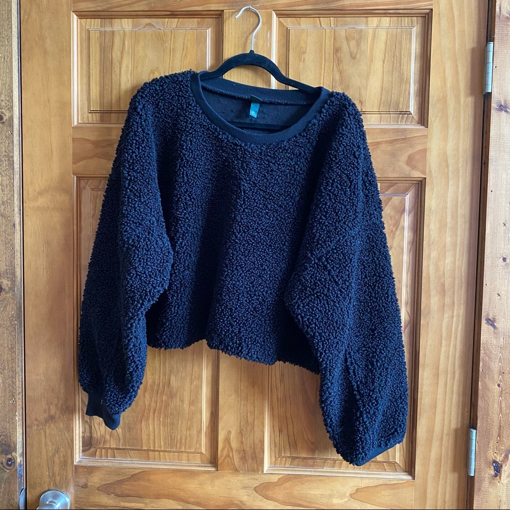 Cropped sweatshirt